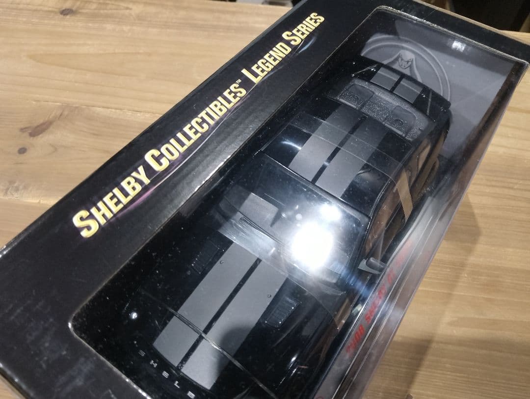 1/18 フォード　マスタング　シェルビー GT500KR ミニカー　ブラック