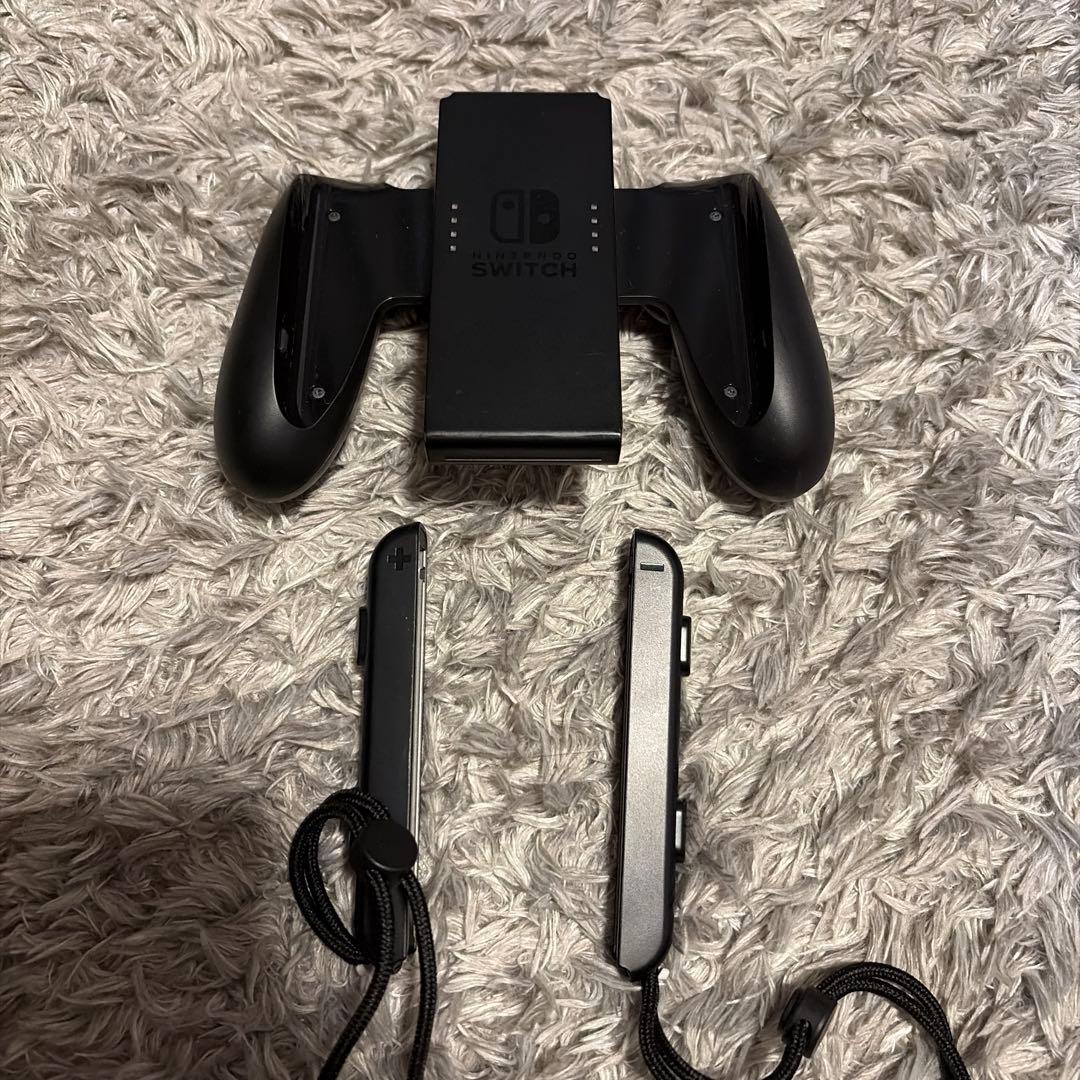 Nintendo Switch グレー本体(同梱物全て揃っています)