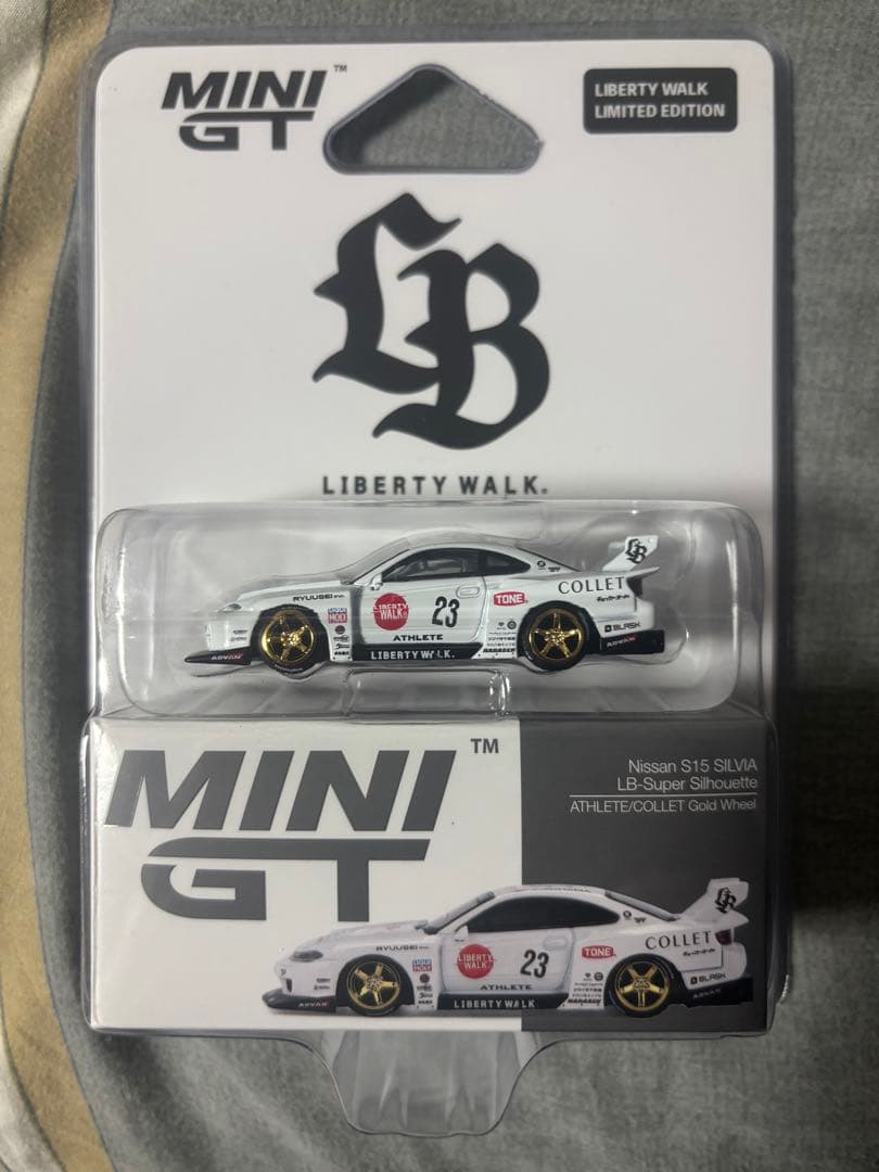 Liberty Walk Osaka S15 ミニカー
