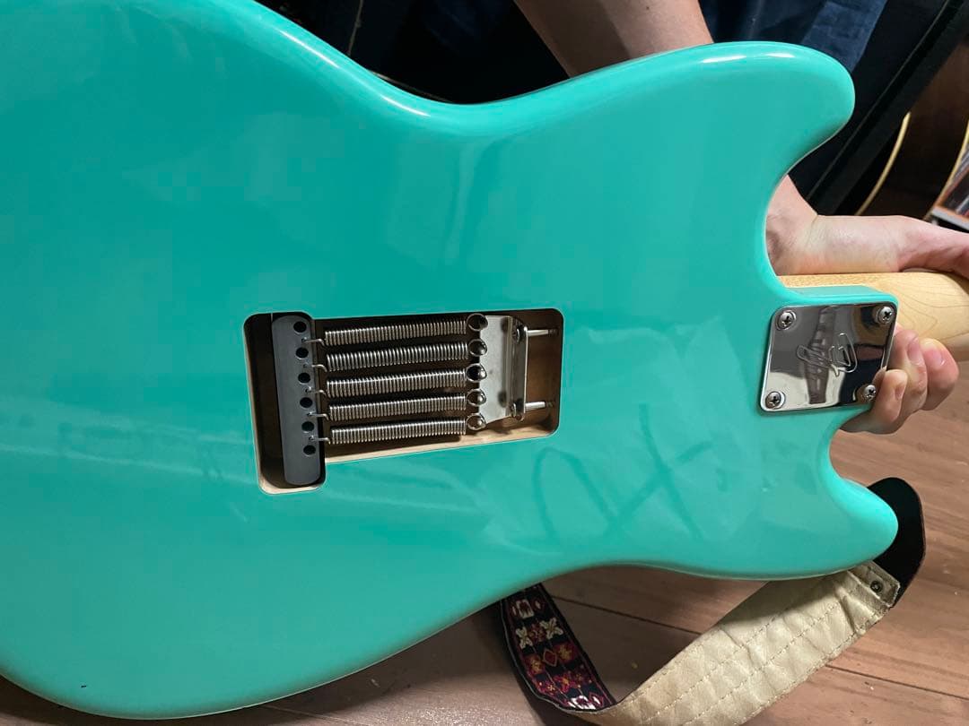 フェンダームスタング＋ストラトネック コンポーネント - メルカリ