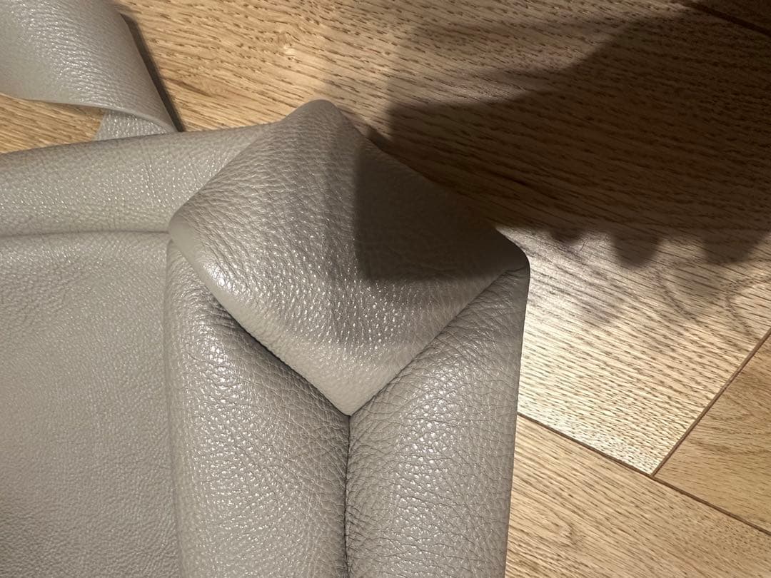 Aeta ショルダーバッグ