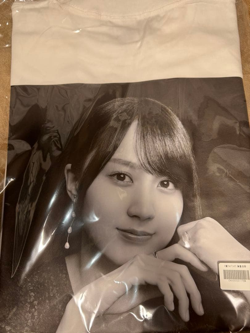 賀喜遥香のぎbox A/W 2024 S賞フォトTシャツ