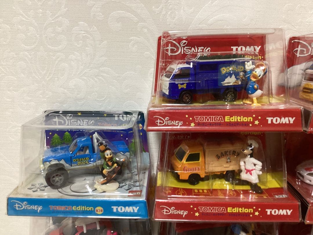 ディズニーキャラクター　トミカエディション　15台　フルコンプ