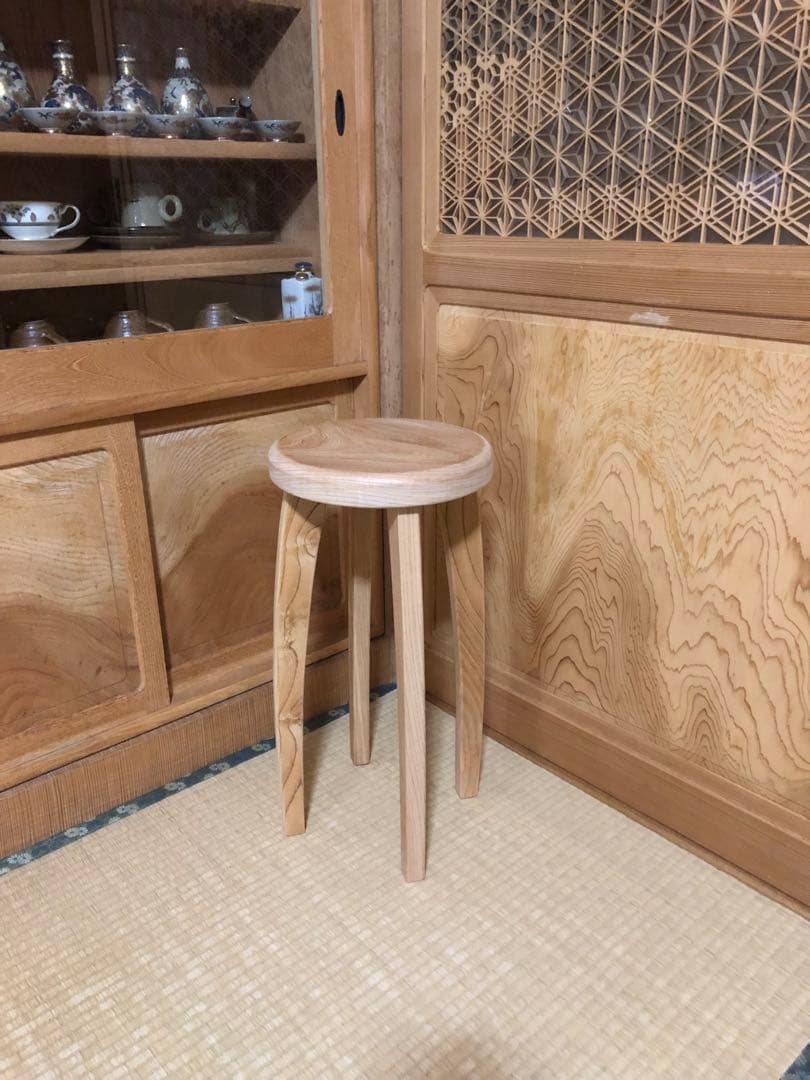 1295建具屋一筋58年のおじいちゃんの手作りスツール、イス☆けやき