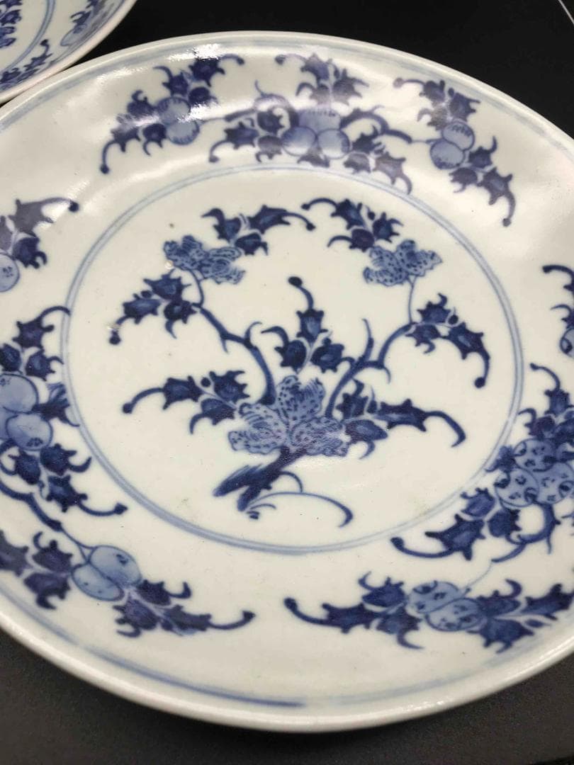 中国古美術清雍正ー乾隆時代染付花紋唐草紋皿一対(B-2)
