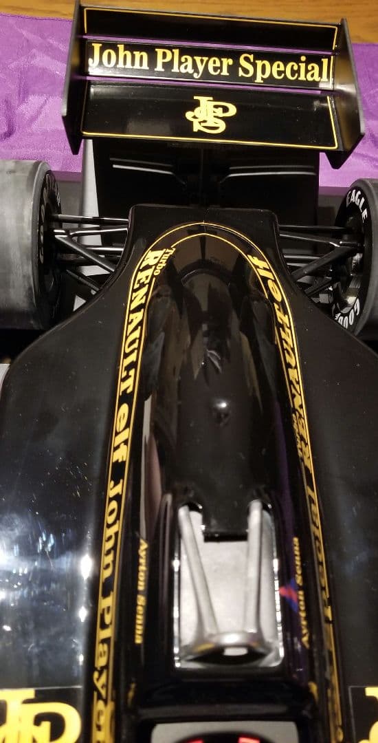 希望価格応相談】アイルトンセナ 1/8 ミニチャンプス ロータス97T