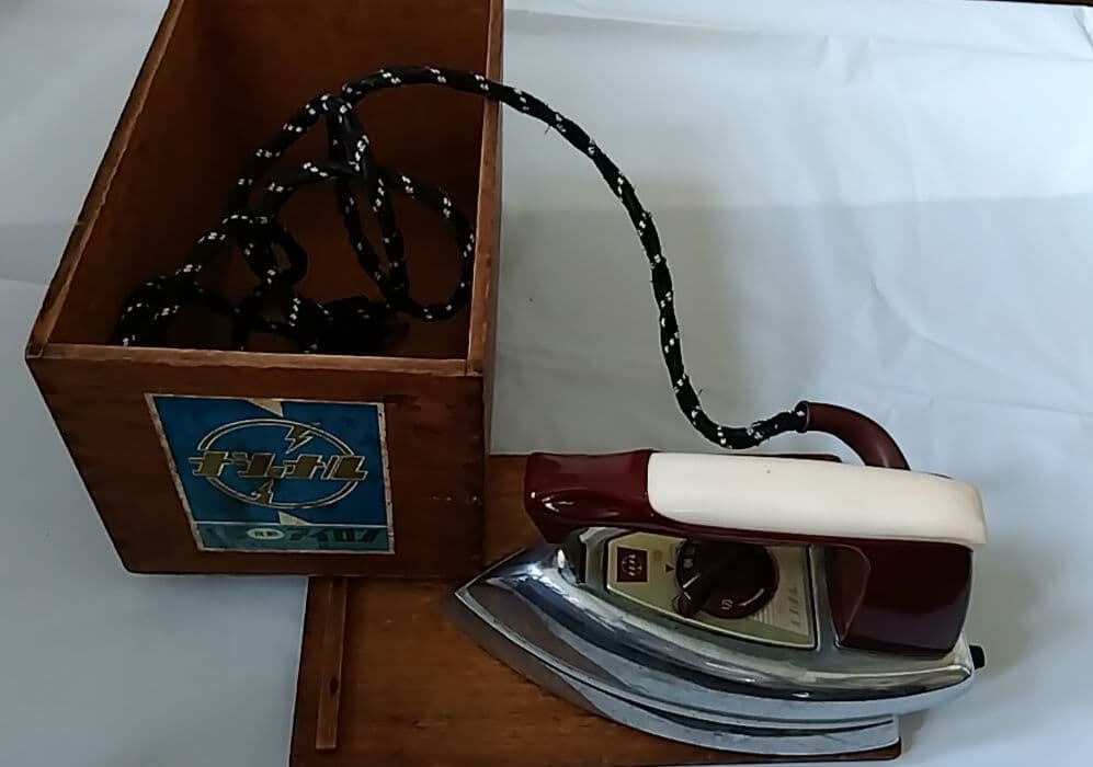 昭和レトロ ナショナル 1号自動アイロン NA35B型 蓋付き木製ケース付き