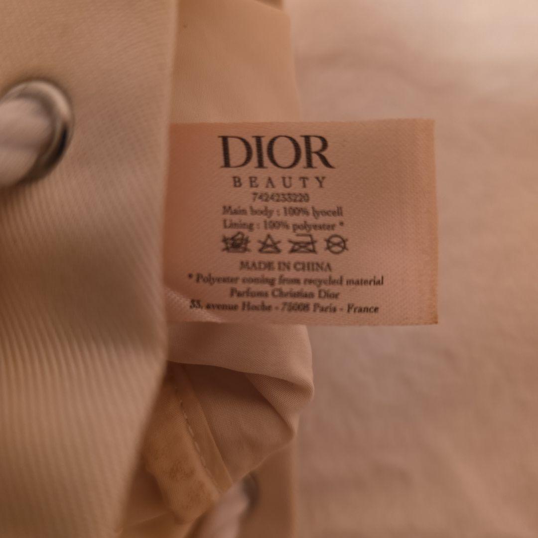 DIORロゴ刺繍 アイボリー巾着ポーチ - メルカリ