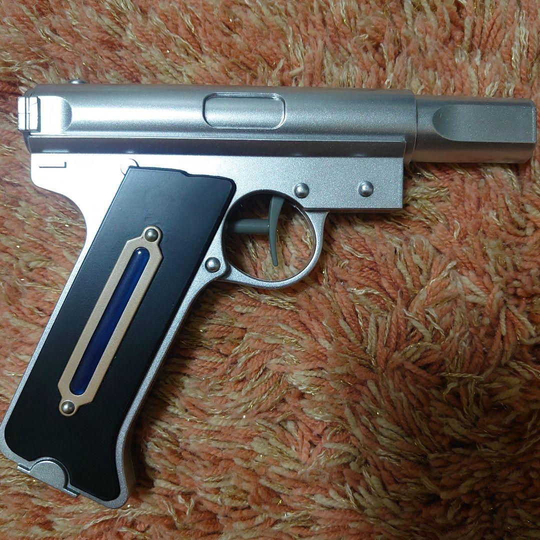 美品ペルソナ3 Happyくじ C賞 召喚銃 水鉄砲