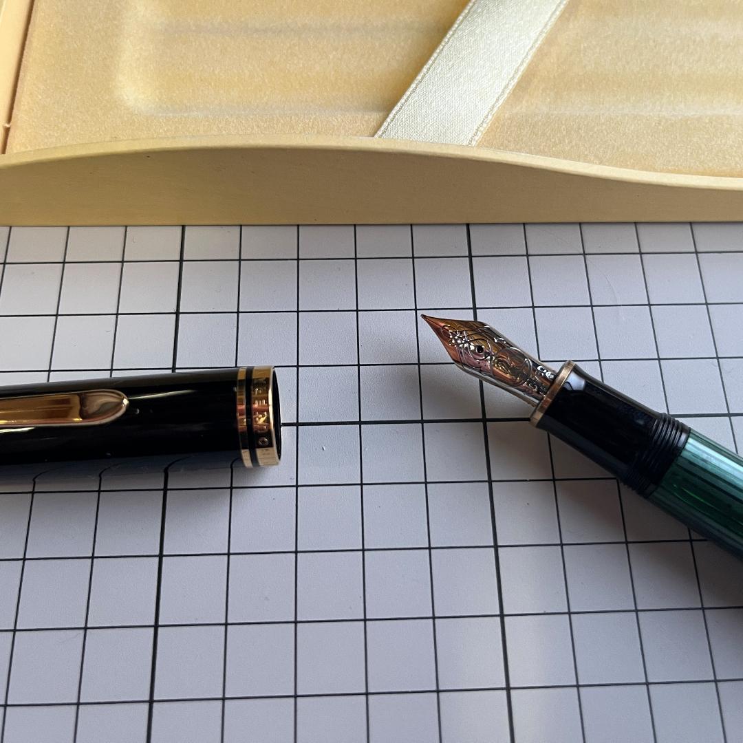 ペリカン万年筆　スーべレーンM800 緑軸 細字F