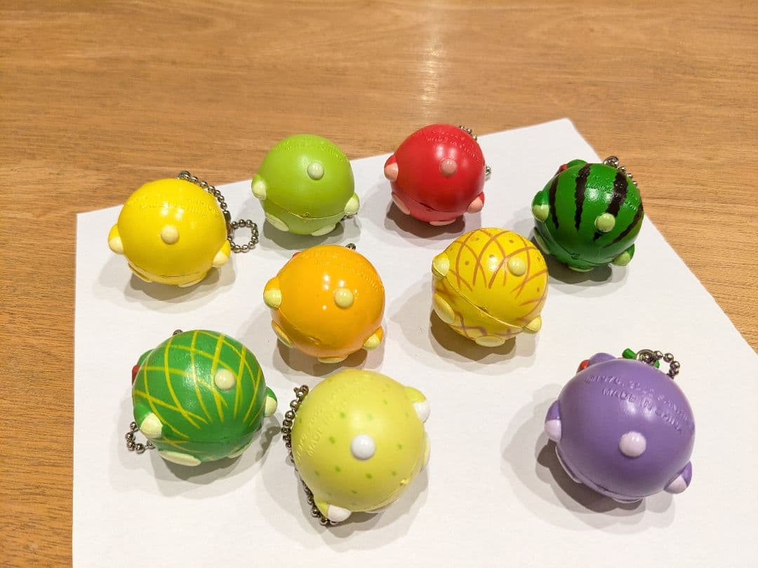 ハローキティ　フルーツキティ　キーホルダー　9個セット　おまけ2個付(苺とレモン