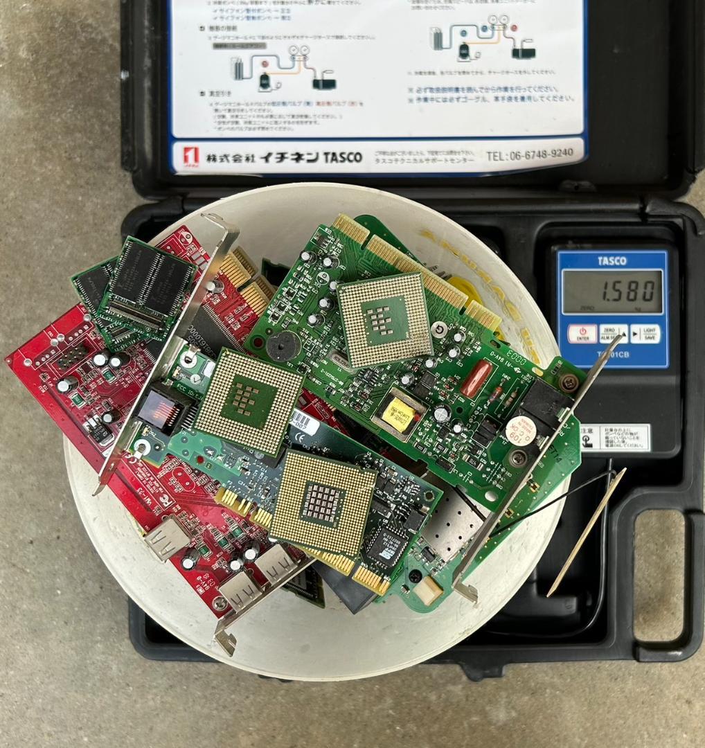 アウトレット ショップ 通販スマホ・タブレット・パソコン - ジャンク