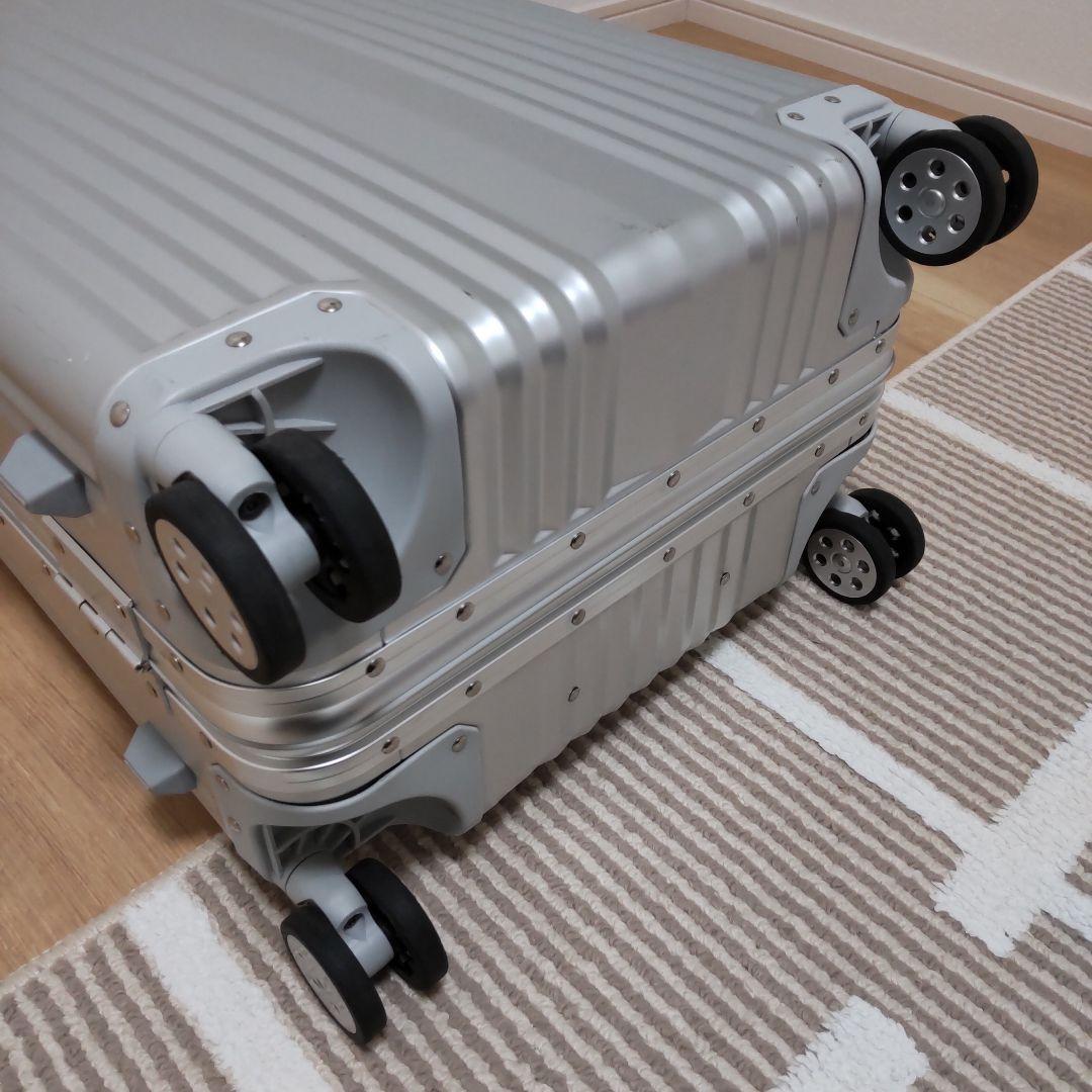 非売品 メルセデスベンツ オリジナル アルミ キャリーケース 65L