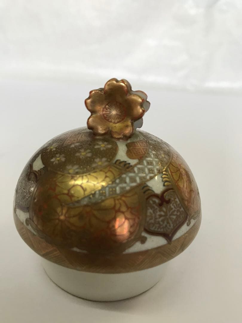 綿埜製]九谷焼ティーポット(花魁道中花見図)