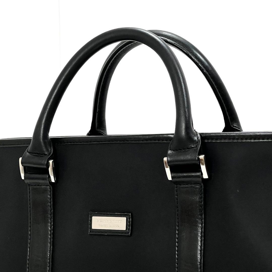 バーバリーブラックレーベル　ビジネスバッグ　ナイロン　レザー　チェック　ブラック