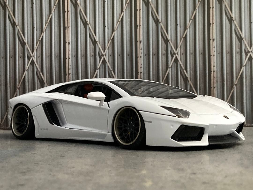 1/24 ランボルギーニ アヴァンタドールLP700-4（カスタム品）