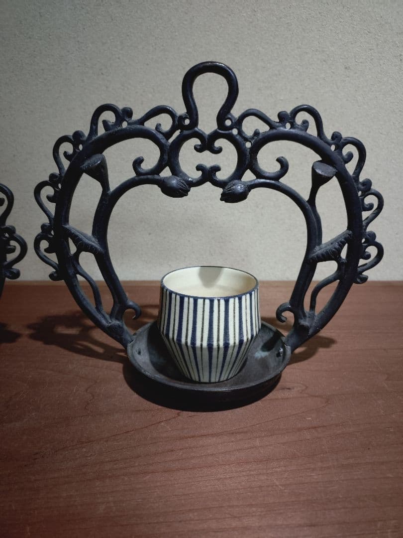 銅製 吊るし 蓮弁紋 灯火器一対 花器 花入れ 古道具 古民具 行