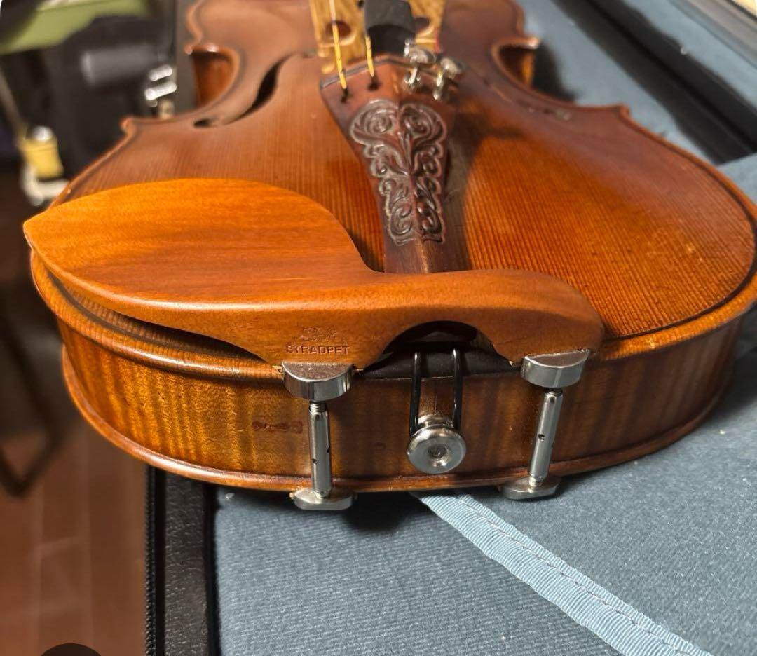 高精度軽量バイオリン4/4顎当グァルネリ型チタニウム限定ドライバセット付