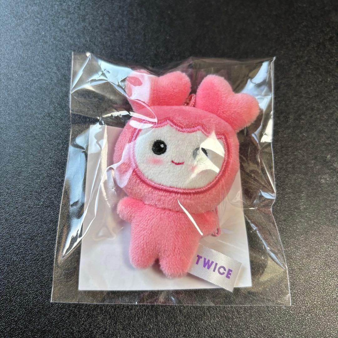 TWICE モモ 10VE UNIVERSE ペンミ マイクロ ぬいぐるみ - メルカリ