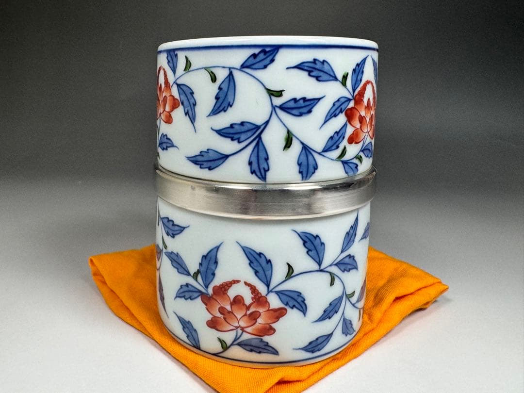 源右衛門窯 染錦花唐草 麦酒杯 共箱 黄布 源右衛門 是米木