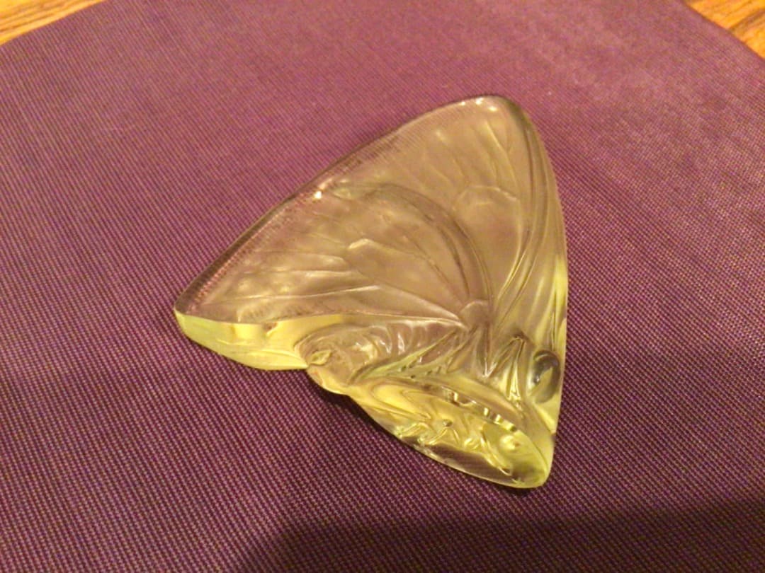 ルネ・ラリック「カシェ」PAPILLON. 1919年のモデル超美品