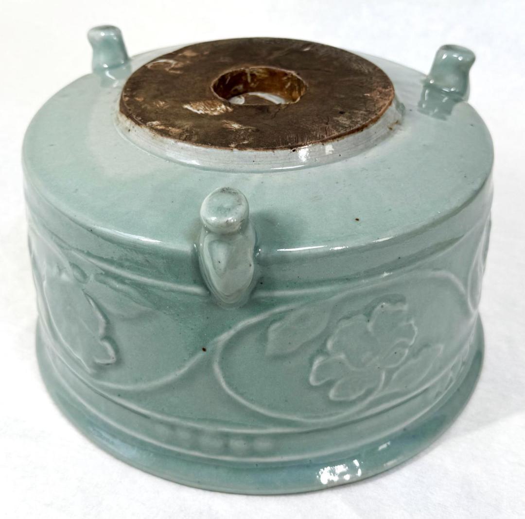 南宋～元時代 13－14世紀 龍泉窯青磁 浮牡丹文香炉 中国古玩 WWTT002