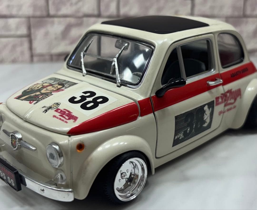 1/18ミニカー　アバルト スピードスターMK -Ⅰ深リムカスタム　矢沢永吉仕様