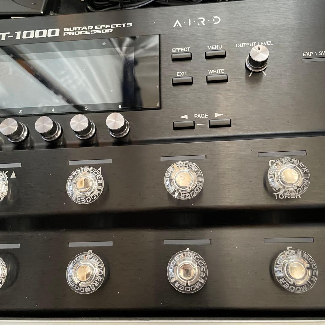 BOSS GT-1000 マルチエフェクター　ハードケース付き