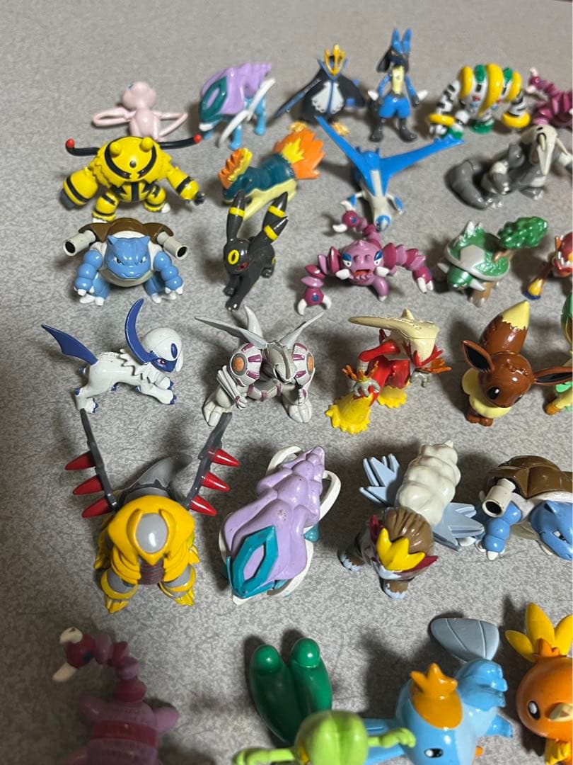 ポケモン　フィギュア　モンコレ　まとめ売り　刻印入り　当時物　63個