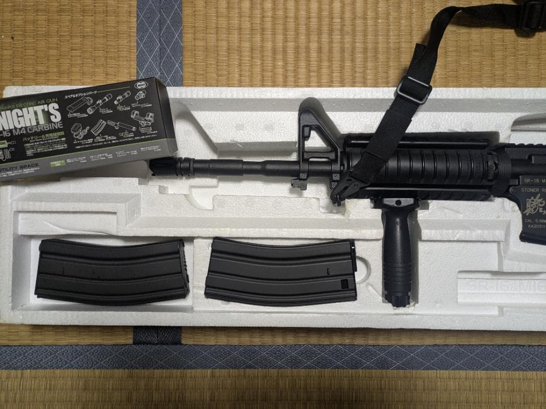 東京マルイ SR-16 ナイツ M4カービン スタンダード電動ガン18歳以上対象