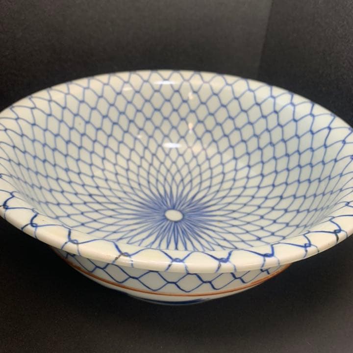 古伊万里網目文染付鉢 鯉 皿