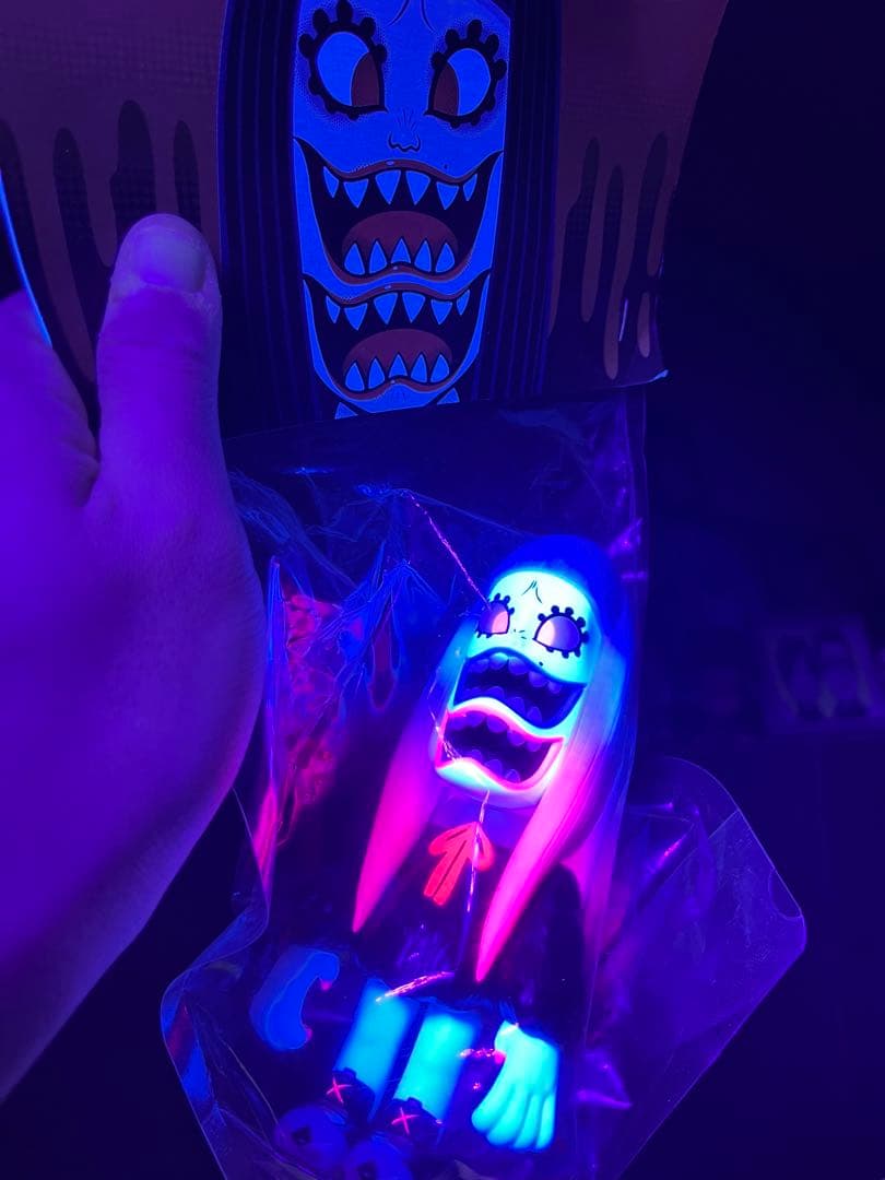 GRAPE BRAIN ゲラゲラ ソフビ フィギュア 二口裂け女