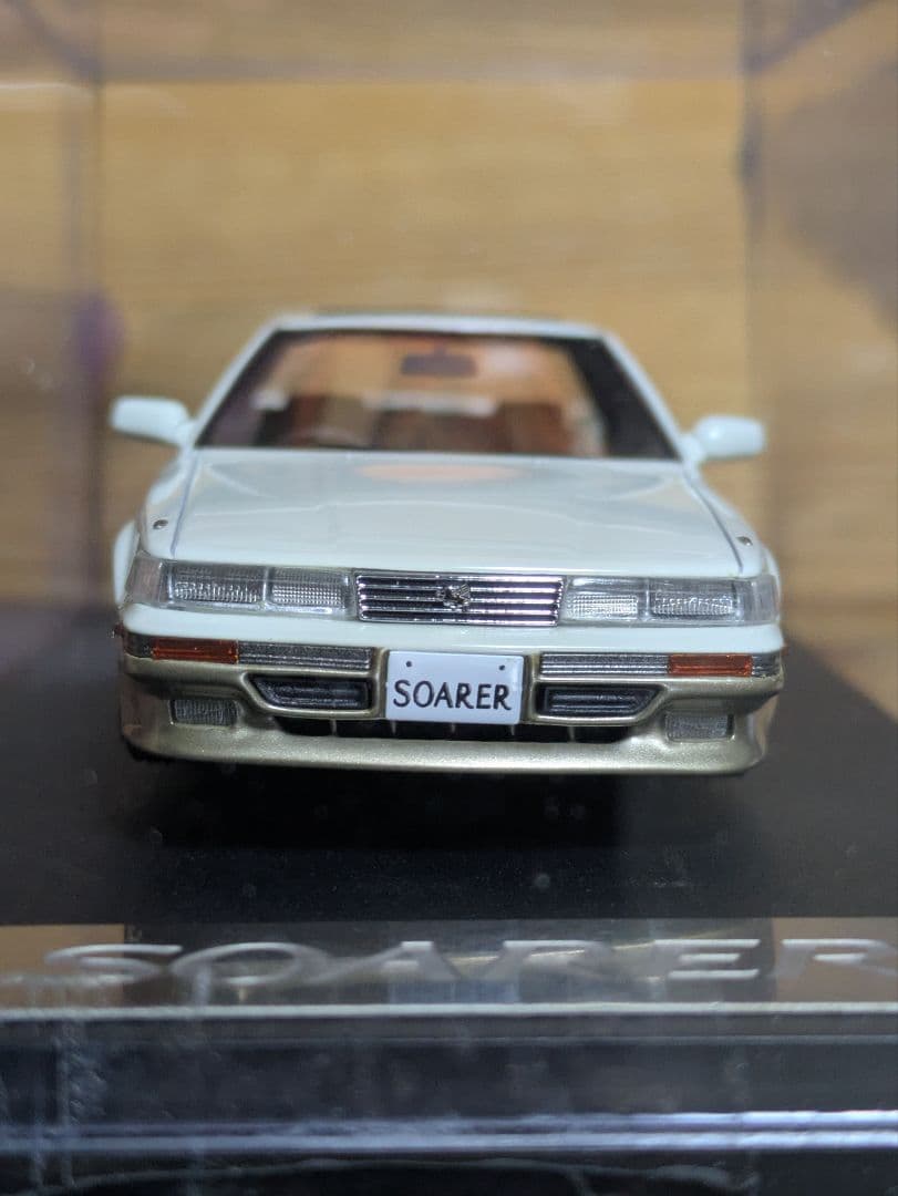 ケース無し・本体美品】 イグニッションモデル1/43 トヨタ・ソアラ3.0GT