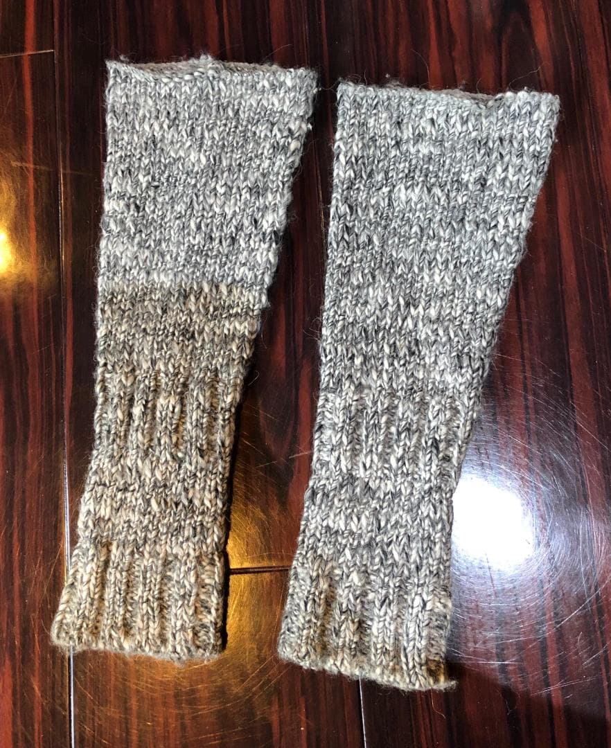 ディオール アームウォーマー