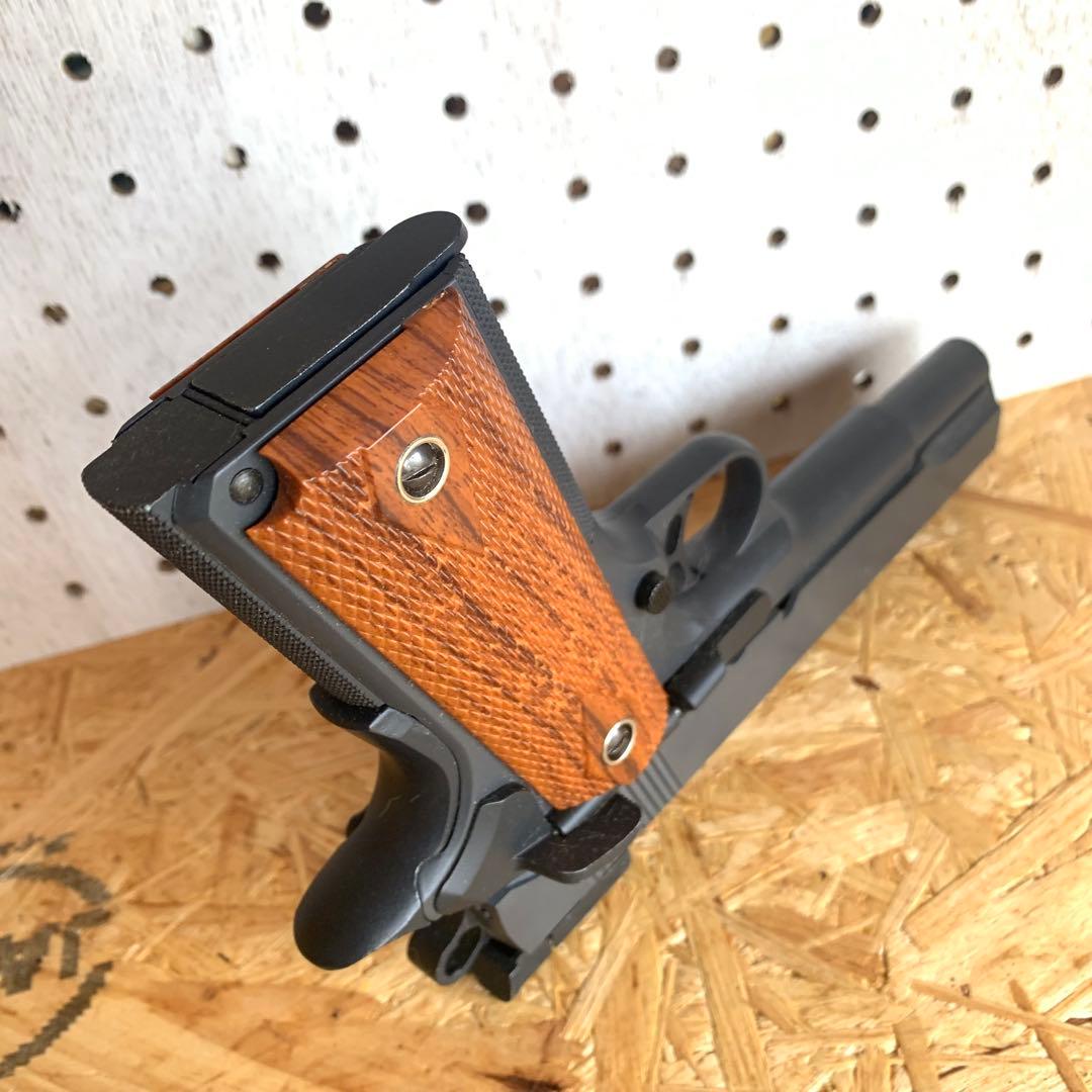 S2S M1911 ハンドガン エアコッキング ブラック シルバー木製グリップ
