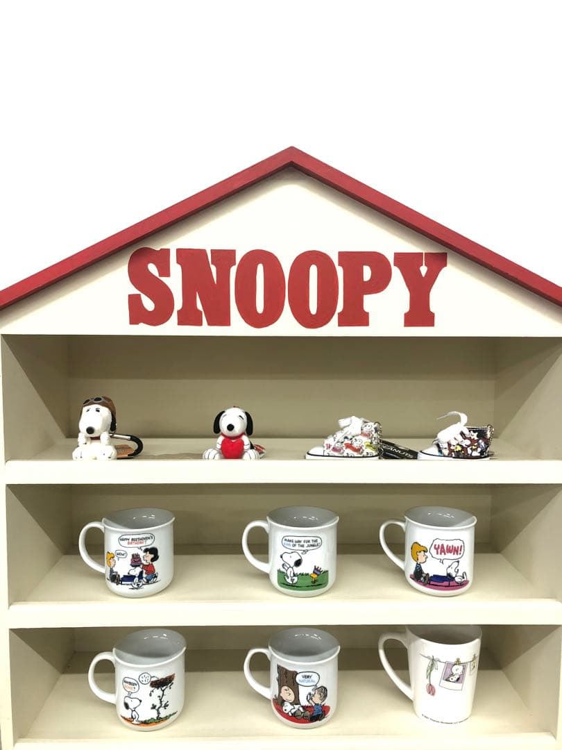 スヌーピー 家型 3段棚 業者さんにてリペアー済です 匿名配送いたし