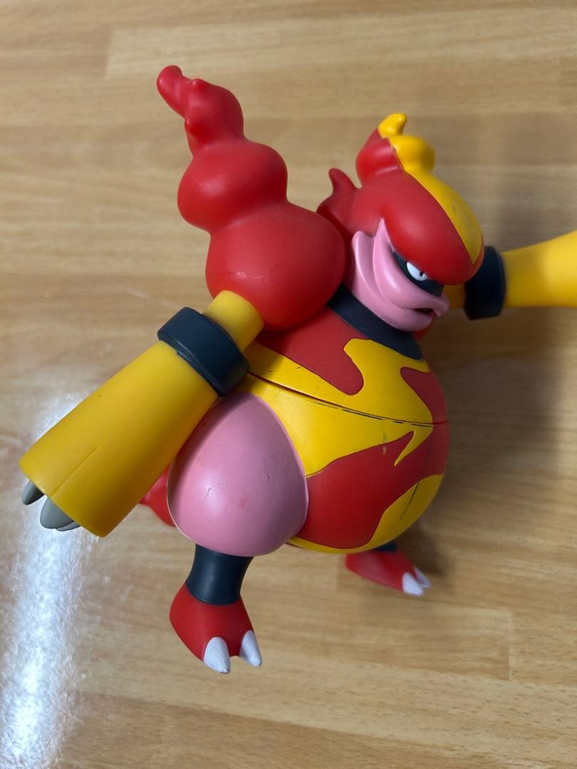 ポケモン 組み立て式DXソフビ フィギュア パルキア ルカリオ