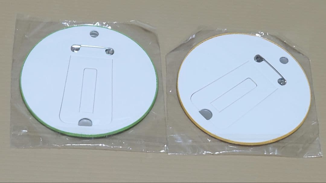 銀魂 ステンドグラス風 バッジ スタンドCANバッジ 沖田総悟 土方十四郎｜