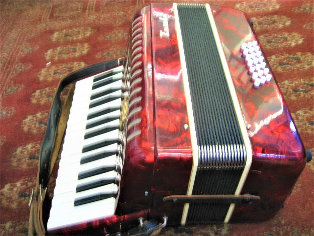 人気 美品アコーディオン トンボ Tombo №211 STEEL REEDS レッド TOMBO