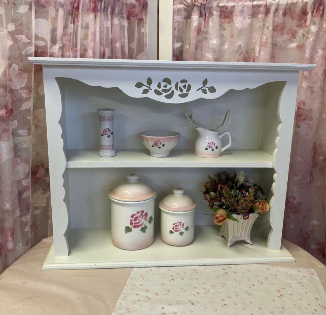 感謝セール 限定1台】薔薇のカッティングのワイド型シェルフ