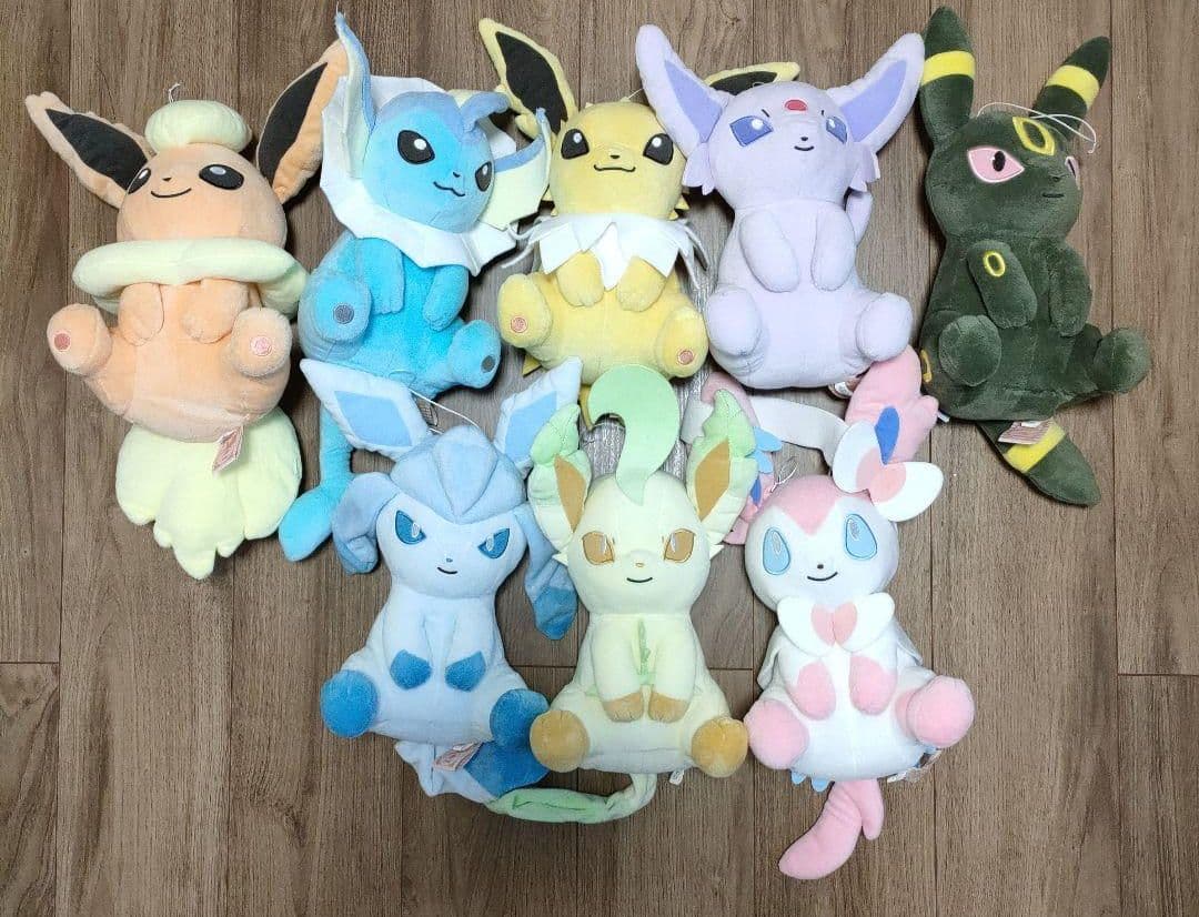 I LOVE EIEVUI でっかいぬいぐるみ - メルカリ