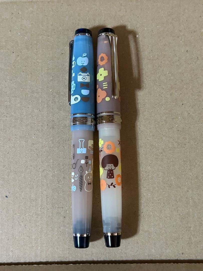 d*4様 mizutama 万年筆 アンコーラ 限定 ２本セット イラストレーターmizutamaさんとのコラボレーション企画に数量限定2
