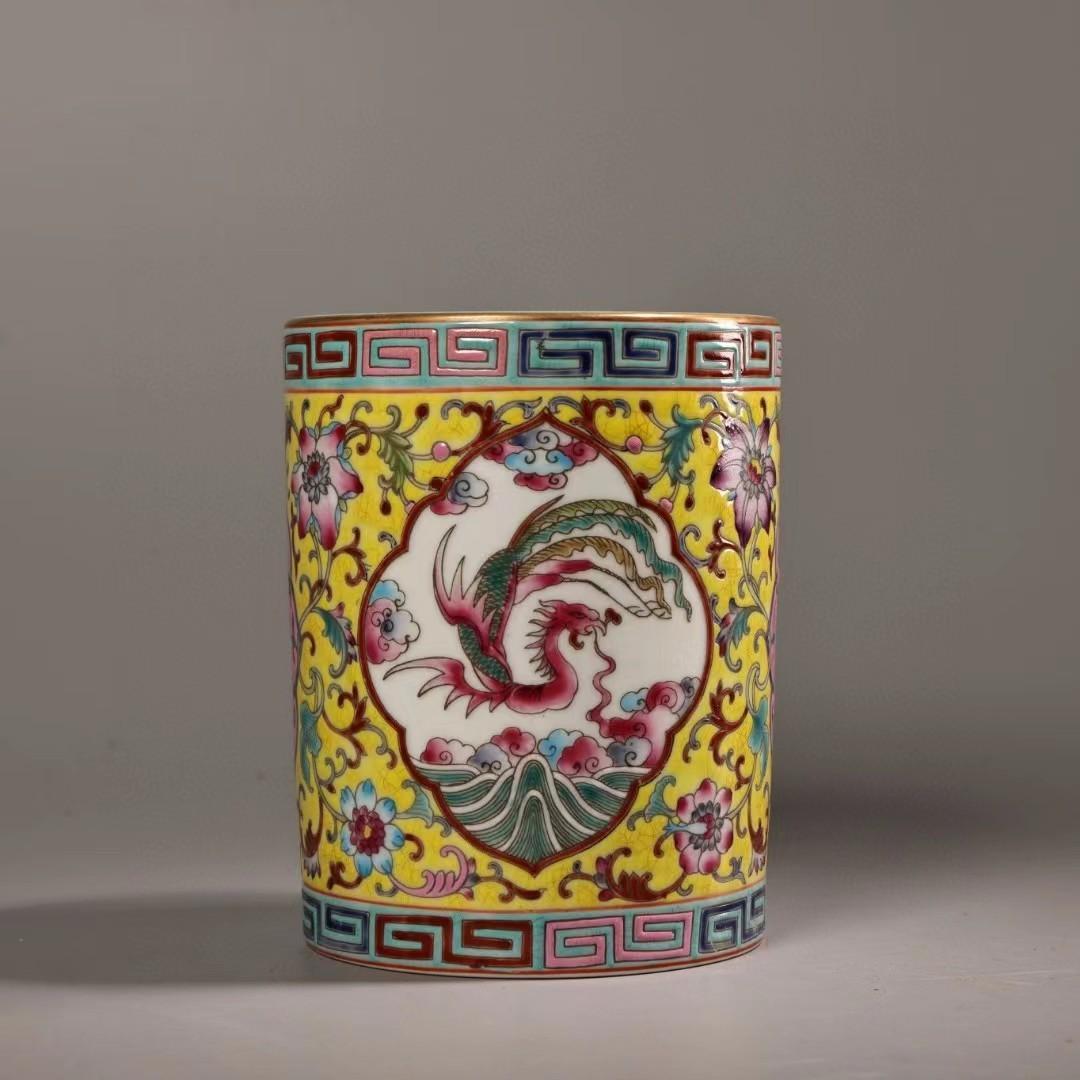 中国古美術・珍蔵珐琅彩粉彩陶磁器のペン立・書道品・純手描き・