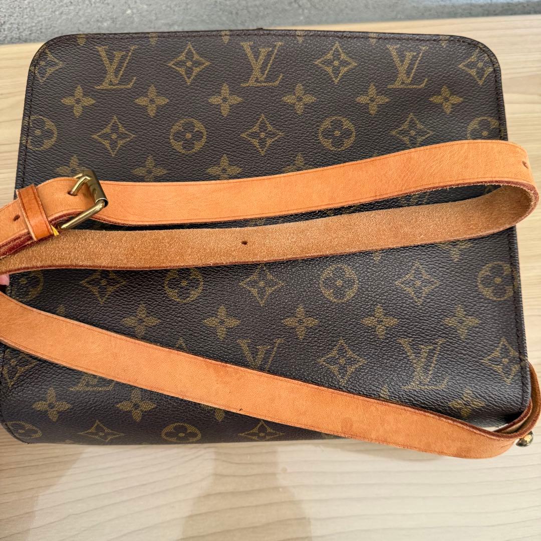 mｍczo 美品 ルイヴィトンLOUIS VUITTON カルトシエール