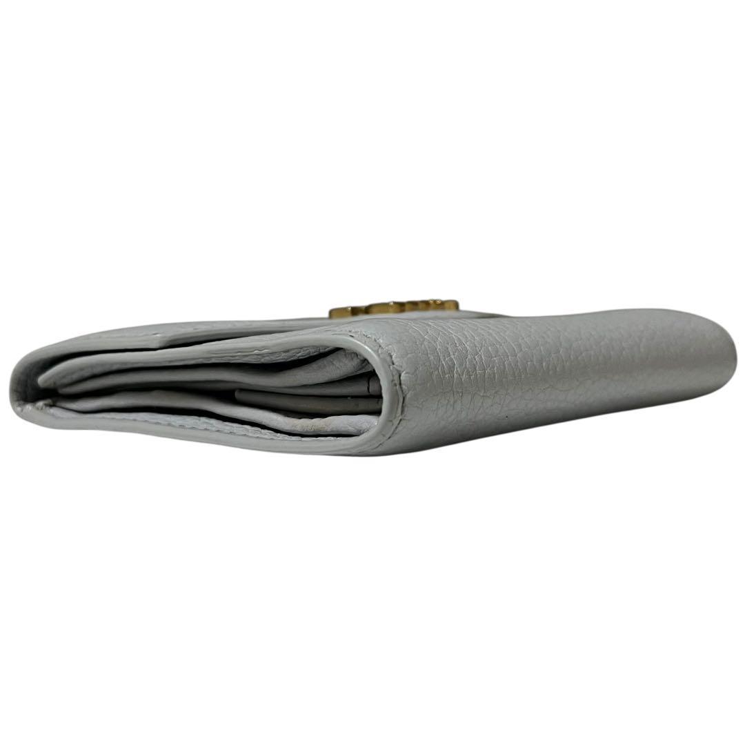 レア✨ミュウミュウ 三つ折り財布 ヴィッテロダイノ ロゴ金具 グレー レザー