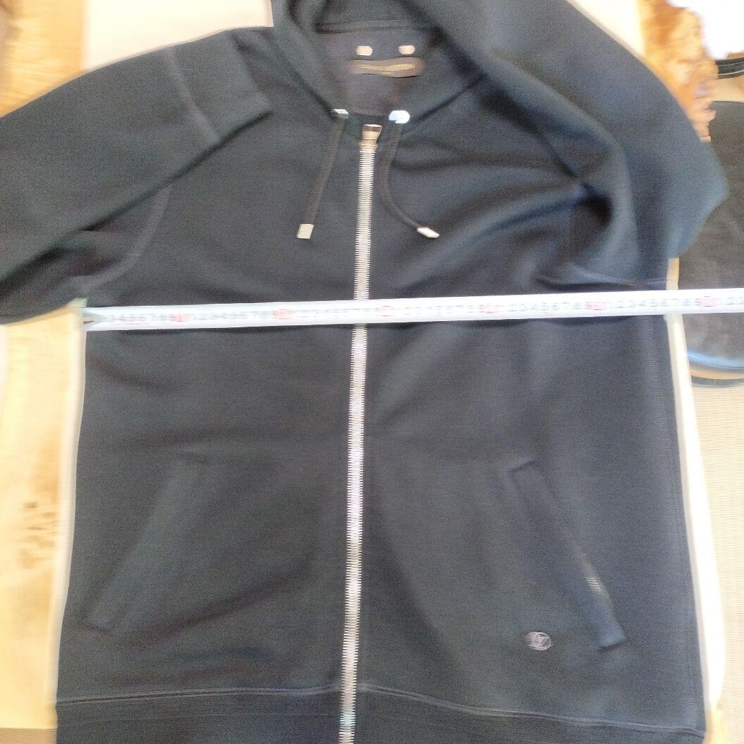 LOUIS VUITTON ジップアップパーカー シルバー金具 LVロゴ メンズ
