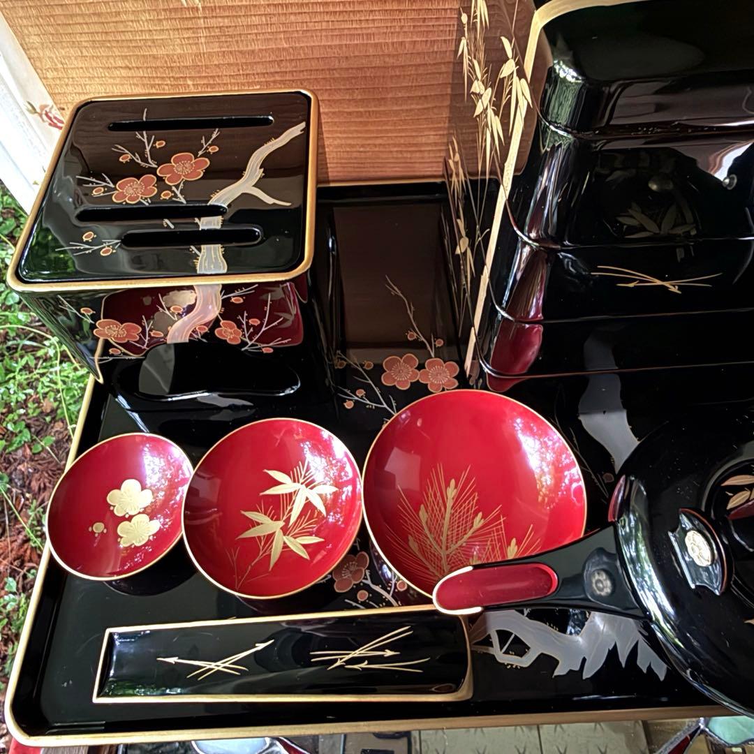 2192様感謝‼️JAPAN輪島塗お屠蘇器七つ揃い『松竹梅鶴』塗師松竹梅落款
