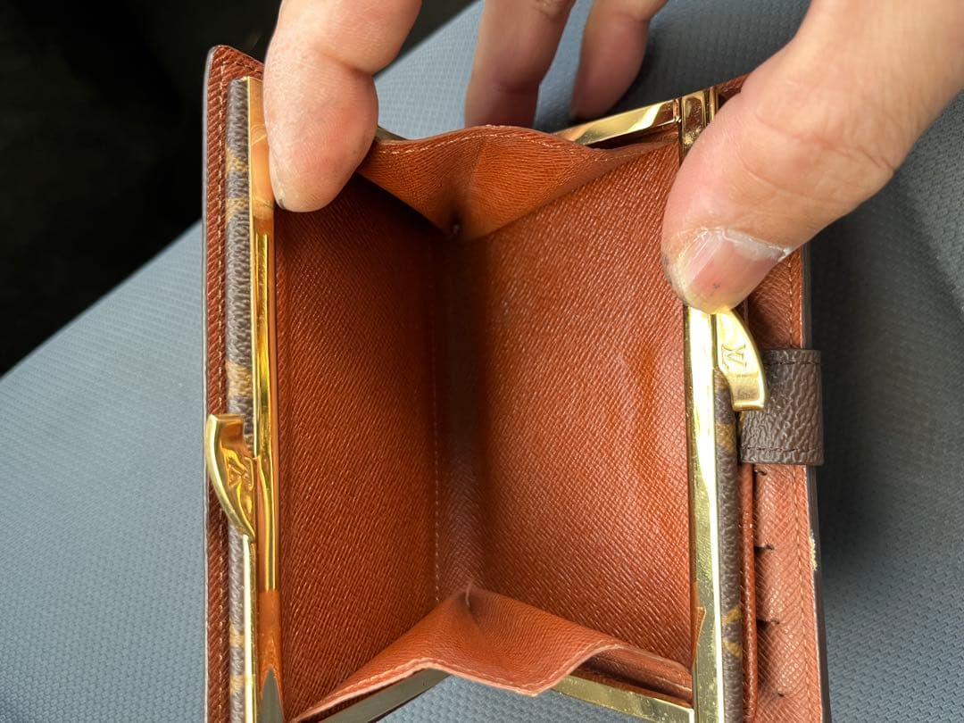 Louis Vuitton モノグラム 二つ折り財布　ルイヴィトン M61663