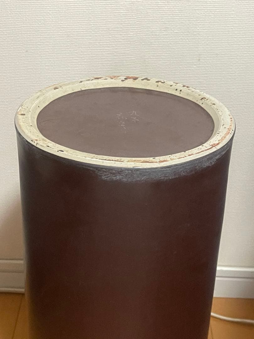 年代不明，骨董塗金茶色掛釉梅の花柄。壺。花瓶特大置物