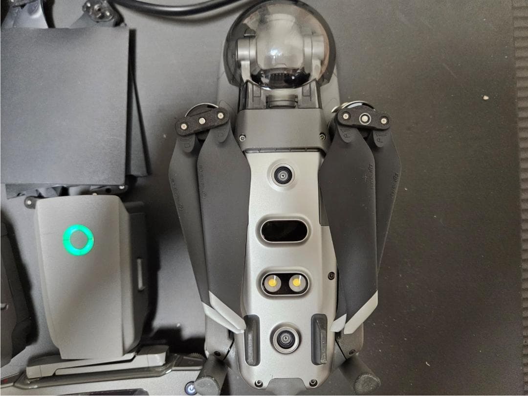 DJI Mavic 2 zoom ドローン バッテリー3個付き DJI Mavic2 zoom